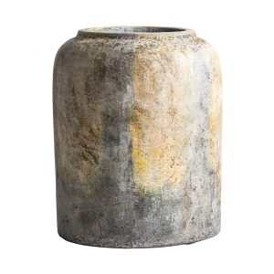 Macetero Gry de estilo étnico fabricado en terracota en color gris en color natural.