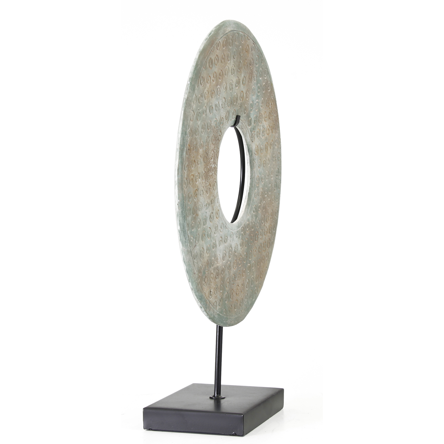 Figura decorativa de estilo nórdico fabricado en resina en color tonos de azul con acabado decapado combinado con hierro. Producto desmontable.