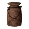 Jarrón Zaulle de estilo étnico fabricado en madera de teka reciclada en color marrón con acabado envejecido.