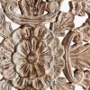 Panel decorativo Taskent de estilo étnico fabricado en madera tropical en color blanco con acabado envejecido en color natural.