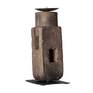 Portavela j 3 Zwaia de estilo étnico fabricado en madera de mango reciclada en color marrón con acabado envejecido.