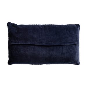 Cojín Lis de estilo clásico fabricado en terciopelo en color azul con acabado bordado combinado con algodón y poliéster. Producto desenfundable.