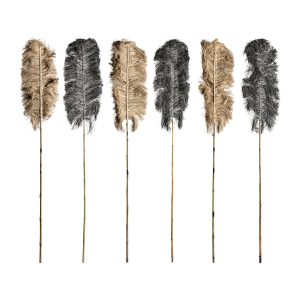 Rama decorativa j 6 de estilo étnico fabricado en rafia en color negro en color natural.