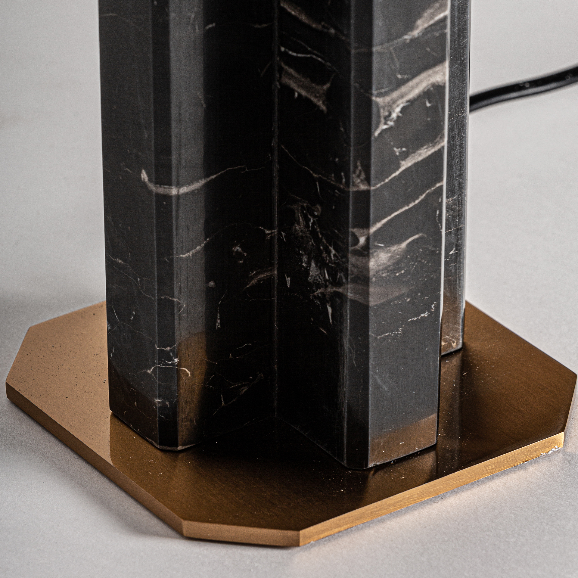 Lámpara De Sobremesa - Imagen 2