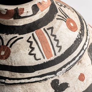 Jarrón babil de estilo étnico fabricado en terracota en color multicolor.