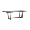 Mesa comedor tremp de estilo art deco fabricado en porcelánico en color negro cobre combinado con acero inoxidable en color oro. Producto desmontable.
