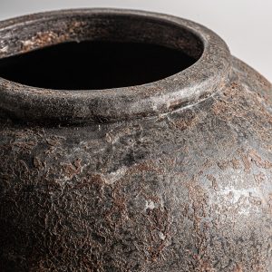 Tinaja Bloned de estilo vintage fabricado en cerámica en color marrón.