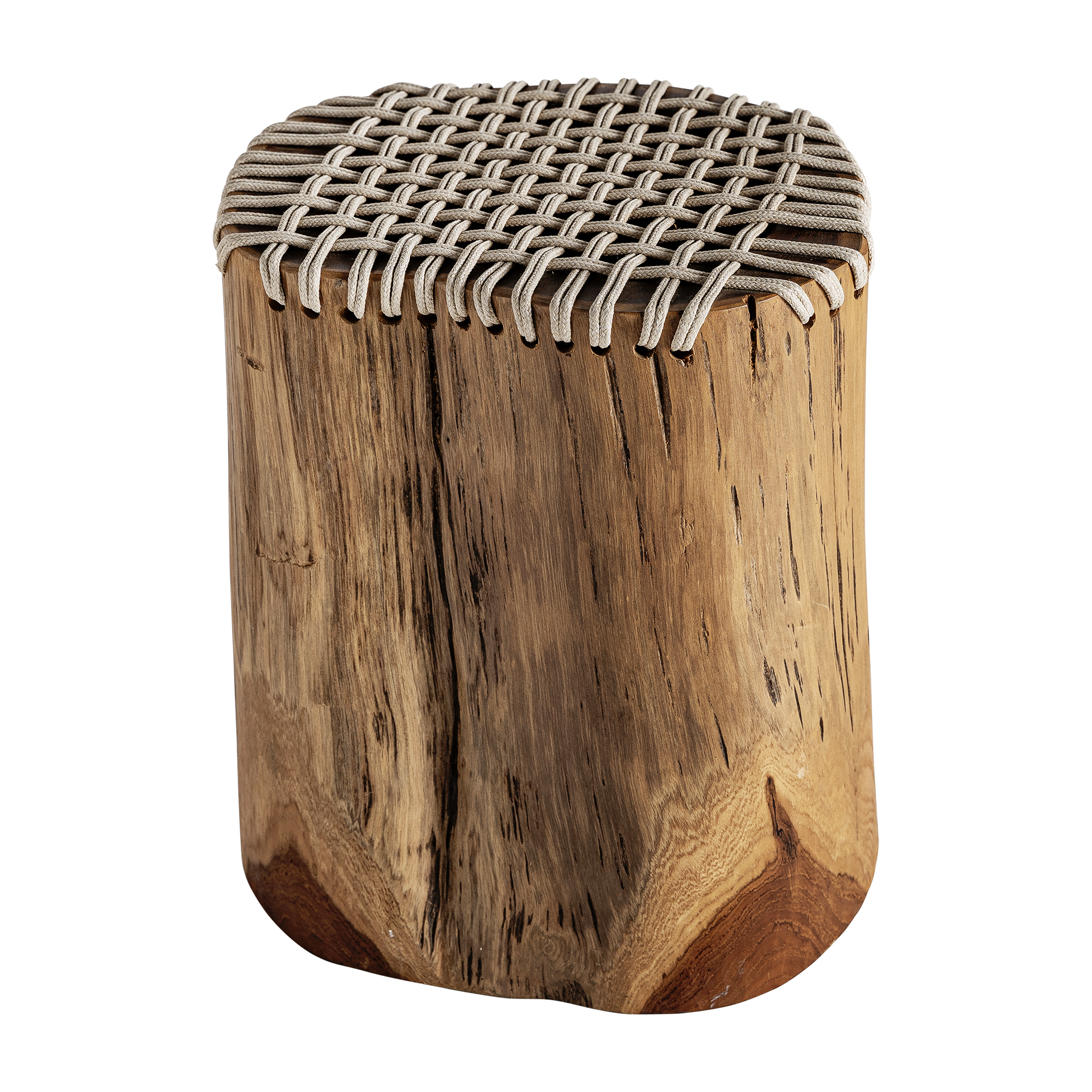 Mesa auxiliar obernai de estilo étnico fabricado en madera suar en color marrón con acabado natural.