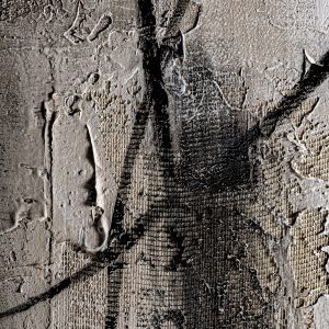 Lienzo enver de estilo contemporáneo fabricado en lienzo en color tonos claros con acabado artesanal combinado con madera de pino en color marrón claro.