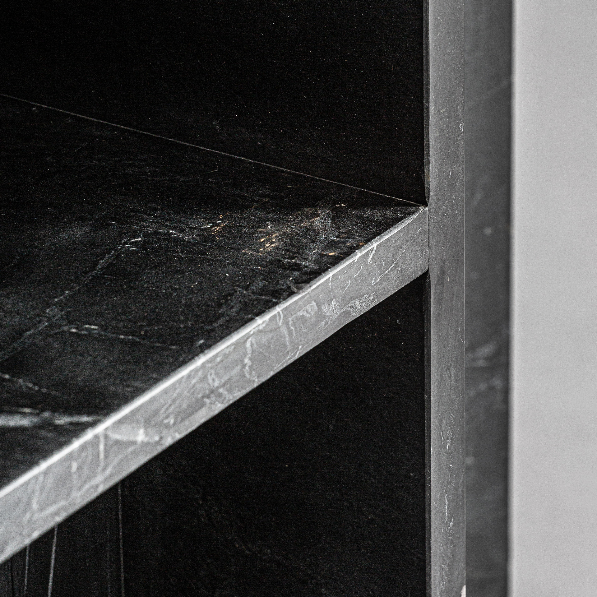 Mesa Auxiliar Marquina - Imagen 4