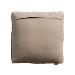 Cojín edris de estilo clásico fabricado en algodón en color tonos en marrón combinado con terciopelo en color beige con acabado liso y guata sintética. Producto desenfundable.