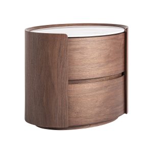 Mesita de noche Stuetta de estilo contemporáneo fabricado en madera contrachapada en color marrón claro combinado con chapa de roble en color marrón y piedra sinterizada en color blanco.