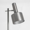 Lámpara de pie Jehna de estilo contemporáneo fabricado en acero en color plata.