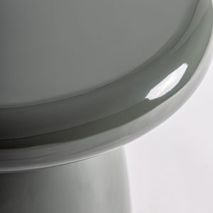 Mesa auxiliar Meres de estilo contemporáneo fabricado en madera dm en color verde con acabado brillo.