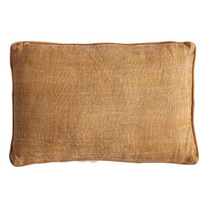 Cojín Osiris de estilo clásico fabricado en yute en color beige combinado con fibra natural en color ocre. Producto desenfundable.