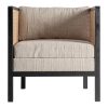 Sillón Kaleb de estilo contemporáneo fabricado en madera de mango en color negro combinado con poliéster en color crema y espuma.